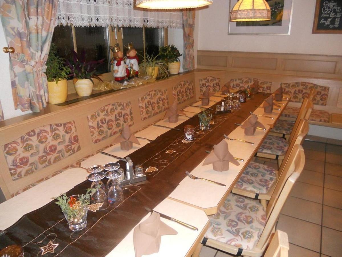 Landgasthof Zum Schloss Birgland Bagian luar foto