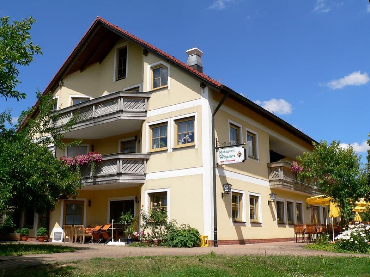 Landgasthof Zum Schloss Birgland Bagian luar foto